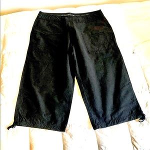 🍎3 for $12 🍎Like new Long shorts